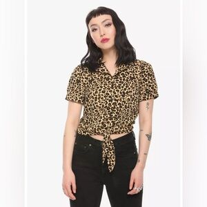 Cheetah print Tie front button up top